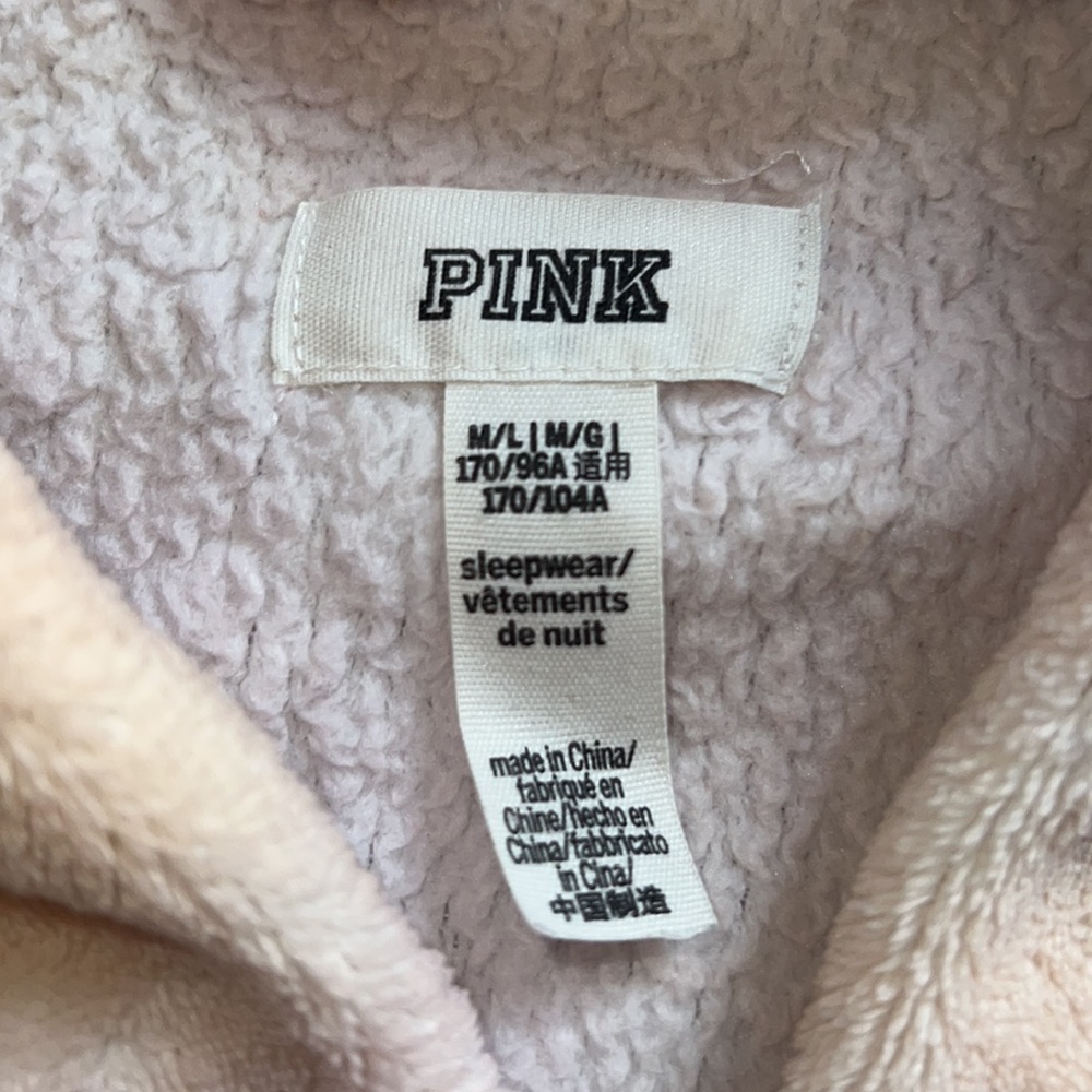 VS PINK Bathrobe - Picture 3 of 3